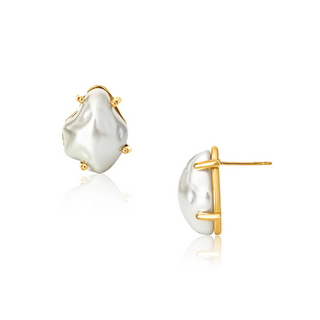 Willa Oversized Baroque Pearl Earring
