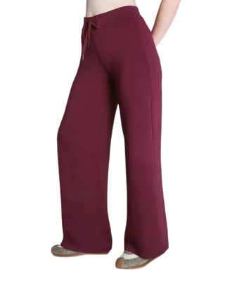 AirEssentials Wide Leg Pant