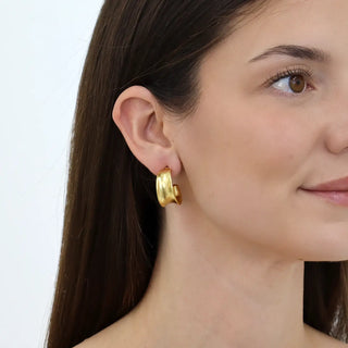 Soft Curve Hoop Earrings - 24k Gold Plated