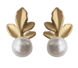 Elegant Leaf Design Pearl Drop Earrings