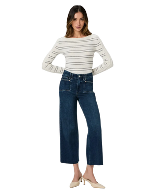 Anessa w/ Set In Pockets + Raw Hem