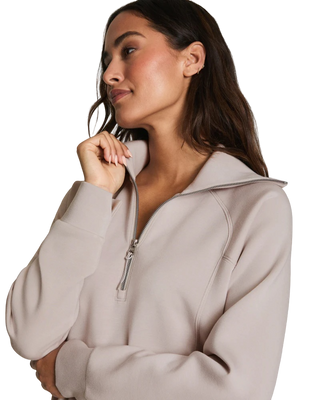 Air Essential Half Zip